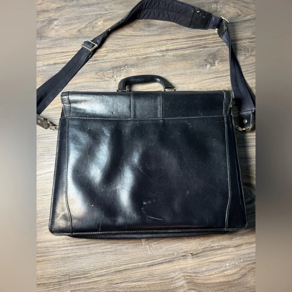 Bosca Black Leather Briefcase Messenger Bag Shoulder Strap Work Business